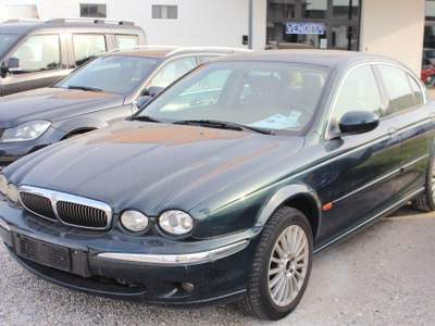 Jaguar X-Type 2 litri V6 24V cat usata Medole