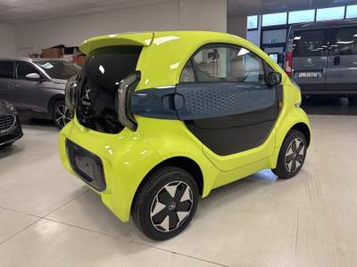 XEV Yoyo Easy Giallo usata Rovigo