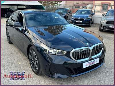 BMW Serie 5 520d d 48V XDRIVE MSPORT IVA AUTO NAVI KAMERA C19 FULL Nero usata Pescara