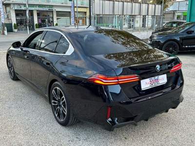 BMW Serie 5 520d d 48V XDRIVE MSPORT IVA AUTO NAVI KAMERA C19 FULL Nero usata Pescara