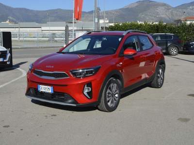 Kia Stonic 1.2 DPI Urban Rosso usata Fondi