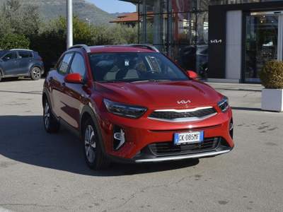 Kia Stonic 1.2 DPI Urban Rosso usata Fondi