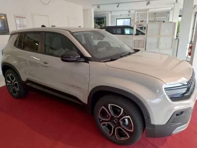 Jeep Avenger 1.2 Turbo Summit Grigio usata Mondovì