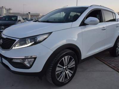 Kia Sportage 1.7 CRDI VGT 2WD Cool Bianco usata San Vito dei Normanni