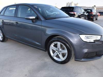 Audi A3 SPB 1.6 TDI 116 CV S tronic Business *Navi,Sensori Grigio usata San Vito dei Normanni
