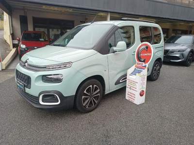 Citroen Berlingo BlueHDi 130 EAT8 M Shine - 7 POSTI Verde usata Genova