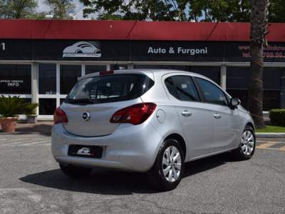 Opel Corsa 1.4 5 porte Advance Nav 75CV Argento usata Roma