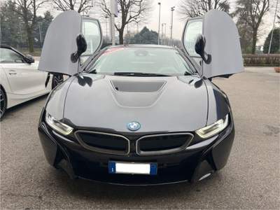 BMW i8 ibrida benzina /elettrica accessoriatissima Nero usata Cantù