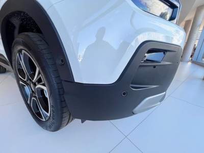 Jeep Avenger 1.2 Turbo Summit Km.Zero Bianco usata Massanzago