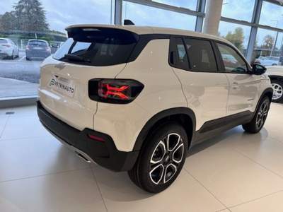 Jeep Avenger 1.2 Turbo Summit Km.Zero Bianco usata Massanzago