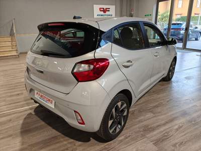 Hyundai i10 1.0 MPI AT Connectline Grigio usata San Nicola Manfredi