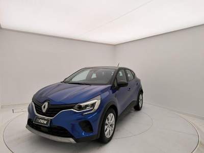 Renault Captur Full Hybrid E-Tech 145 CV Business Blu/Azzurro usata San Martino Siccomario