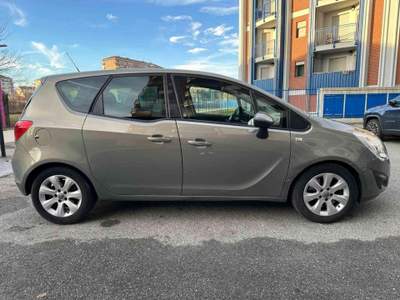 Opel Meriva 1.7 CDTI aut. b-color Panoramic Bronzo usata Torino