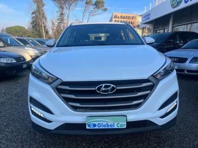 Hyundai Tucson 1.7 CRDi Comfort Bianco usata Coriano