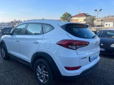 Hyundai Tucson 1.7 CRDi Comfort Bianco usata Coriano
