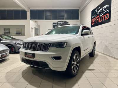 Jeep Grand Cherokee 3.0 V6 CRD 250CV Multijet II Overland Bianco usata Bussero
