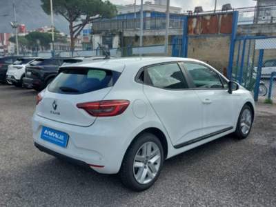 Renault Clio Blue dCi 100 CV 5 porte Evolution Bianco usata Pozzuoli