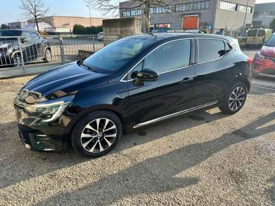 Renault Clio TCe 100 CV GPL 5 porte Techno Nero usata Novellara