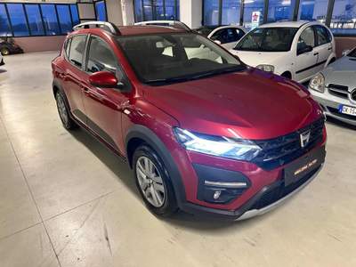 Dacia Sandero Stepway 1.0 TCe 100 CV ECO-G Comfort Rosso usata Novellara