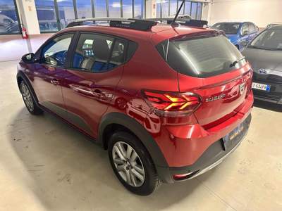 Dacia Sandero Stepway 1.0 TCe 100 CV ECO-G Comfort Rosso usata Novellara