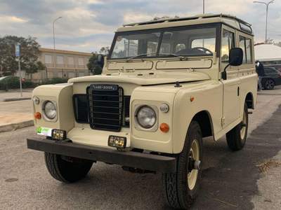 Land Rover Defender 88 Beige usata Siracusa