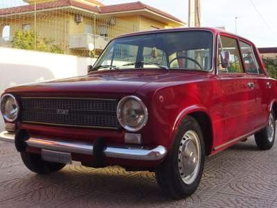 Fiat 124 A III 70 CV Lilla usata Siracusa