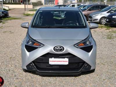 Toyota Aygo 1.0 VVT-i 72 CV 5 porte x-business Grigio usata Olbia