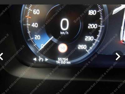 Volvo V60 190 cv Geartronic Momentum km 52000 originali Bianco usata Roma