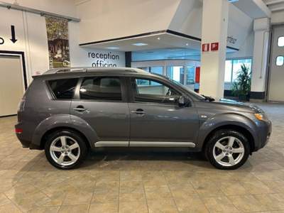 Mitsubishi Outlander 2.0 DI-D "7POSTI" 4WD "NEOPATENTATI" Grigio usata Beinette