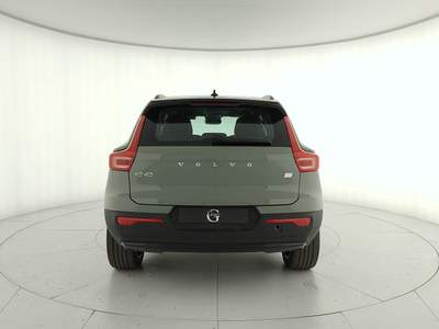 Volvo XC40 Ex40 single motor extended range core rwd Verde usata Cuneo