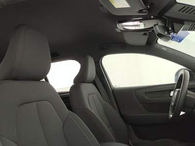 Volvo XC40 Ex40 single motor extended range core rwd Verde usata Cuneo