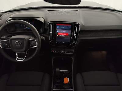 Volvo XC40 Ex40 single motor extended range core rwd Verde usata Cuneo