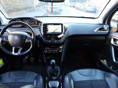 Peugeot 2008 BlueHDi 100 S&S Allure Neopatentati Bianco usata MILANO