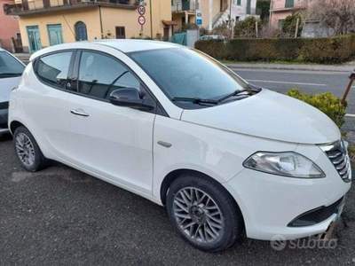 Lancia Ypsilon  Bianco usata Riccò del Golfo di Spezia