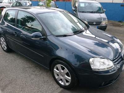 Volkswagen Golf GPL 1.6 3p. Comfortline BiFuel Grigio usata Cormano