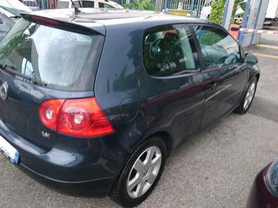 Volkswagen Golf GPL 1.6 3p. Comfortline BiFuel Grigio usata Cormano