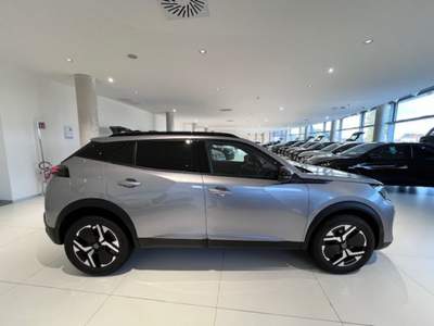 Peugeot 2008 130cv EAT8 Allure Vision+Winter Pack Grigio usata Massanzago