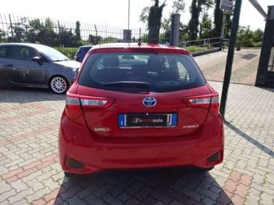 Toyota Yaris 5p 1.5h Active Hybrid ADATTA X NEOPATENTATI Rosso usata Abbiategrasso