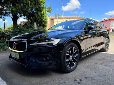 Volvo V60 Geartronic Momentum Business Pro Nero usata Nonantola