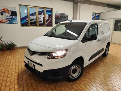 Toyota Proace 2022, SENSORI, TAGLIANDI TOYOTA, 12 MESI GARANZIA Bianco usata Sarego Toyota Proace 2022, SENSORI, TAGLIANDI TOYOTA, 12 MESI GARANZIA Bianco usata Sarego