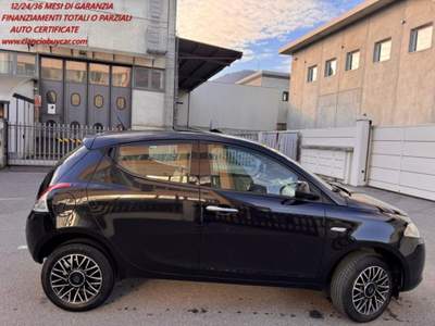 Lancia Ypsilon neopatenti TwinAir 5 porte Metano Ecochic Gold Nero usata Concesio