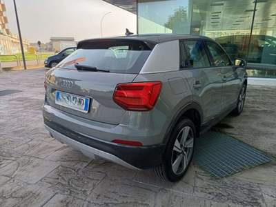 Audi Q2 Q2 30 1.6 tdi Admired s-tronic Grigio usata Abbiategrasso