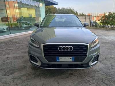 Audi Q2 Q2 30 1.6 tdi Admired s-tronic Grigio usata Abbiategrasso