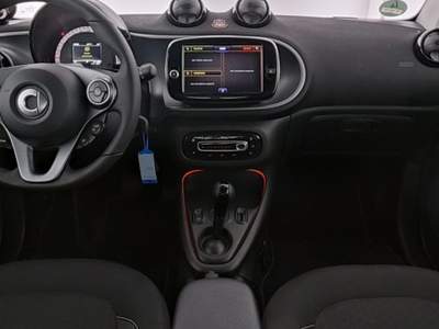 Smart ForTwo EQ Passion Bianco usata Magenta