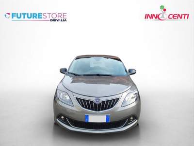Lancia Ypsilon 1.0 FireFly 5 porte S&S Hybrid Gold Grigio usata AVERSA