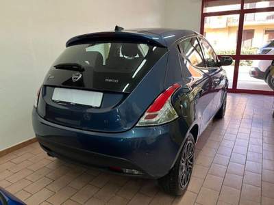 Lancia Ypsilon 1.0 FireFly 5 porte S&S Hybrid  Gold Blu/Azzurro usata Marsala