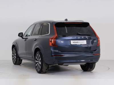 Volvo XC90 B5 (b) AWD automatico 7 posti Core Blu/Azzurro usata Bassano del Grappa