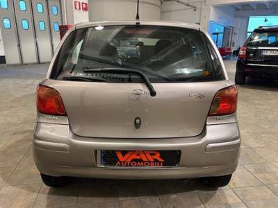 Toyota Yaris 1.0i 16V 5 porte "NEOPATENTATI" Grigio usata Beinette