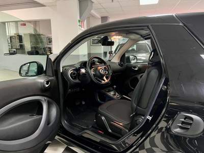 Smart ForTwo 90 0.9 T twinamic cabrio Passion Nero usata Milano