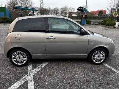 Lancia Ypsilon Lancia ypsilon Oro usata LACCHIARELLA